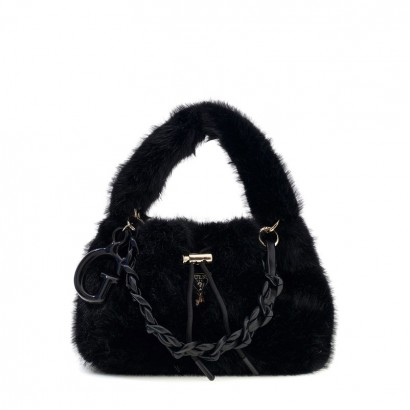 Детска пухкава чанта Guess за момиче с лого и верига