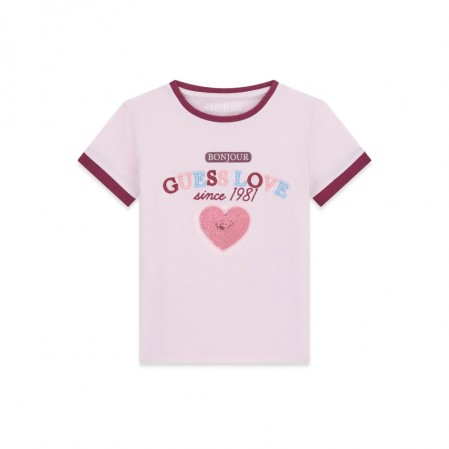 Детска тениска с къс ръкав Guess за момиче с лого на сърце и надпис